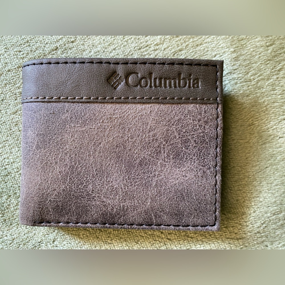 “Columbia” men’s pocket wallet